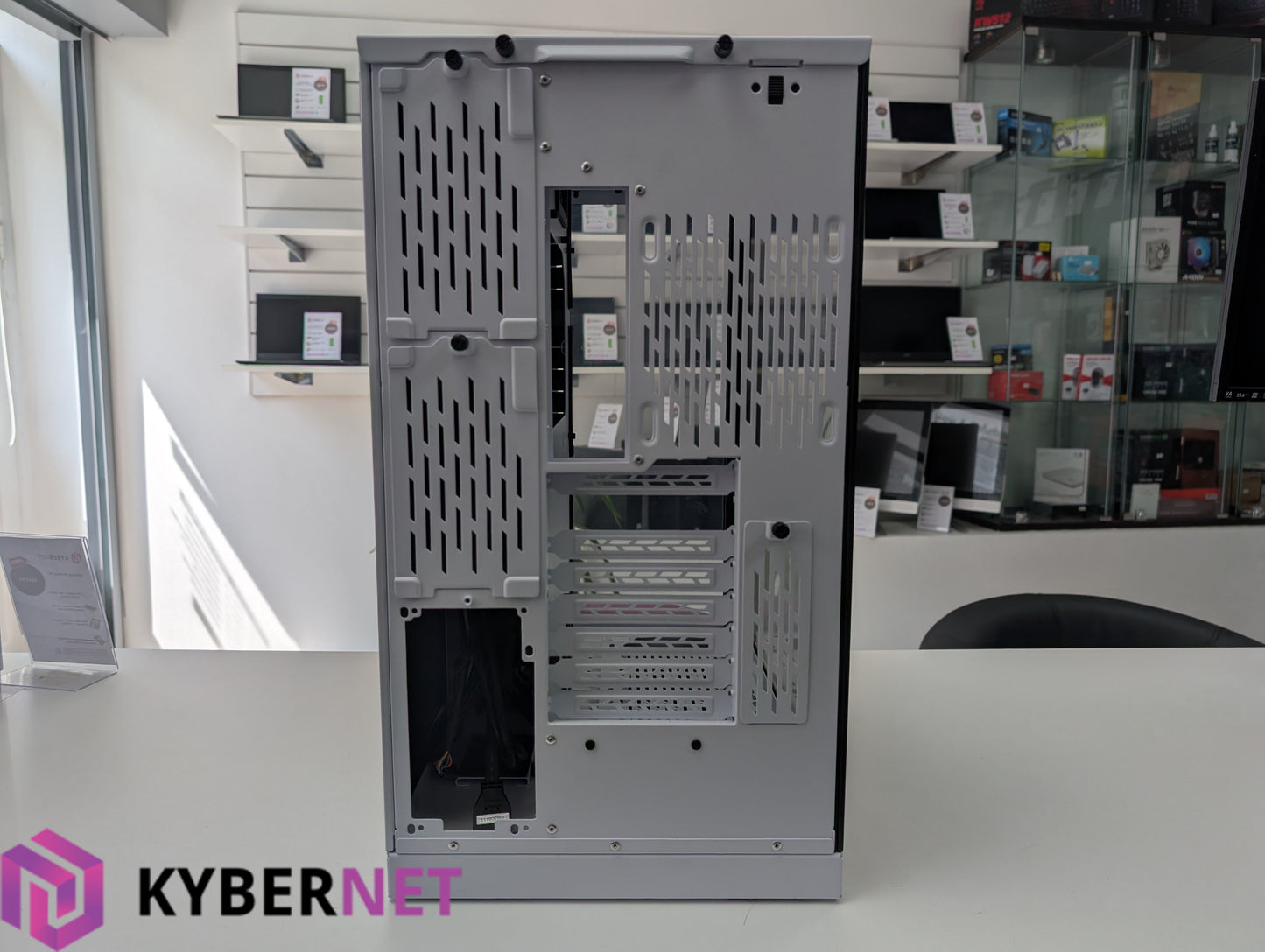 Lian Li O11 Dynamic XL ROG Certified Full Tower E-ATX Case