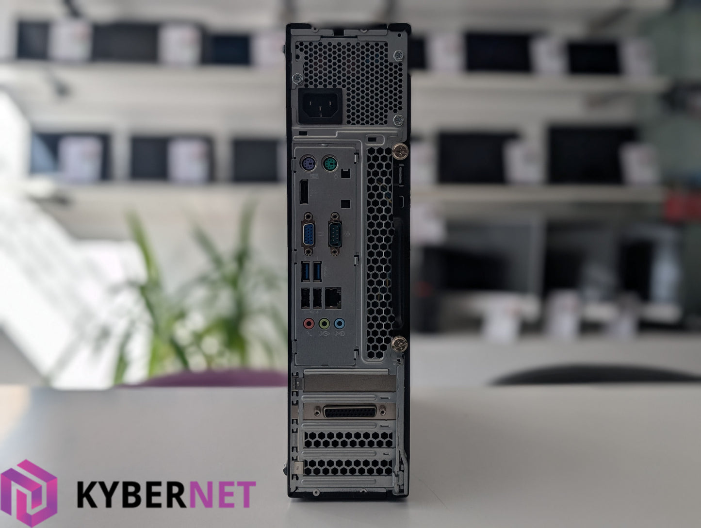 Lenovo ThinkCentre M700 i5-6400 2.70GHz, 16GB RAM, 256 GB SSD + 500GB HDD