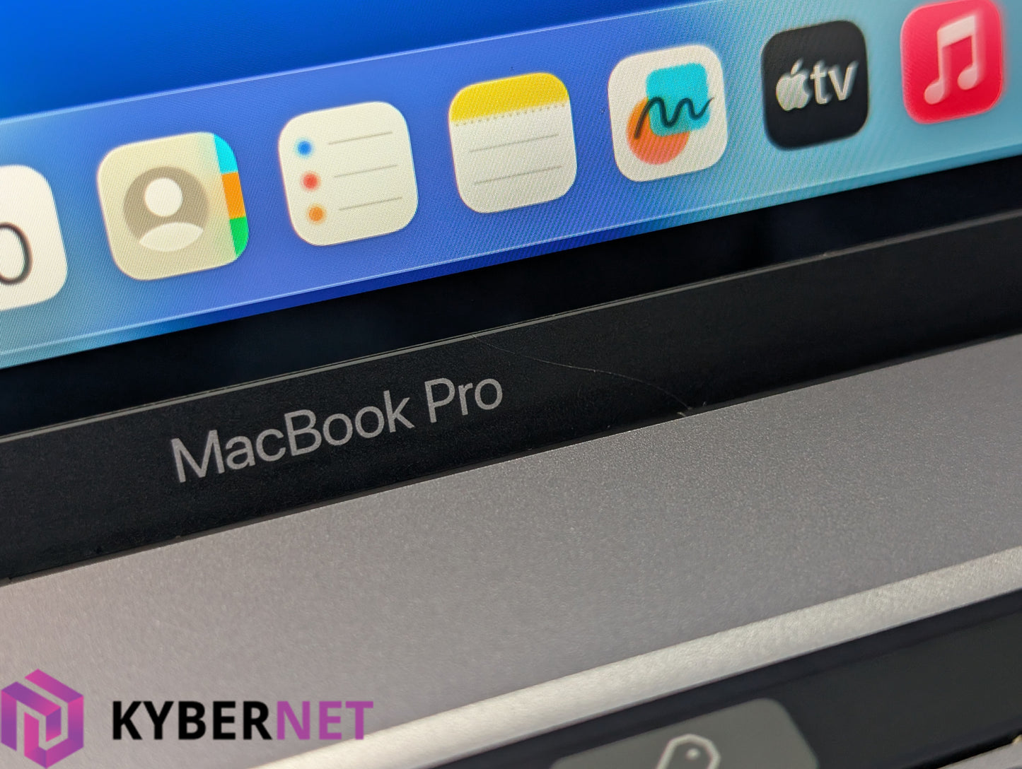 Apple MacBook Pro 16" A2141 2019 Laptop, 8-Core Intel Core i9 2.3GHz, Radeon Pro 5500M, 16GB, 1TB