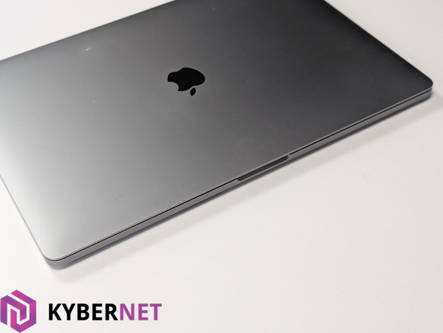 Apple MacBook Pro 16" A2141 2019 Laptop, 8-Core Intel Core i9 2.3GHz, Radeon Pro 5500M, 16GB, 1TB