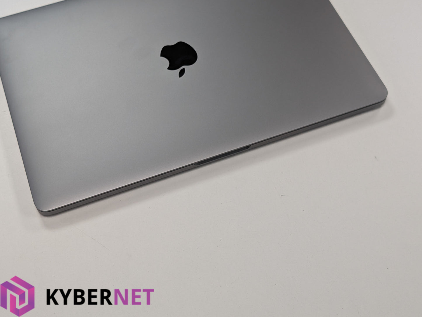 Apple MacBook Pro A2338 13" 2022 Laptop, Apple M2, 16GB, 256GB SSD
