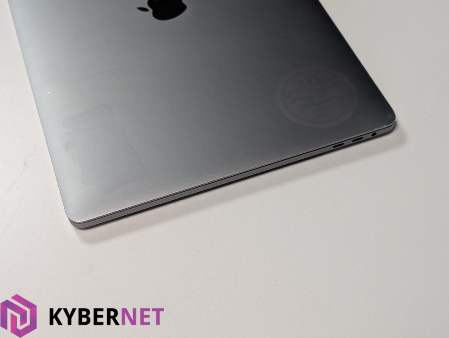 Apple MacBook Pro A1707 15" 2017, Quad-Core i7 2.9GHz, 16GB, 512GB SSD, Pro 560