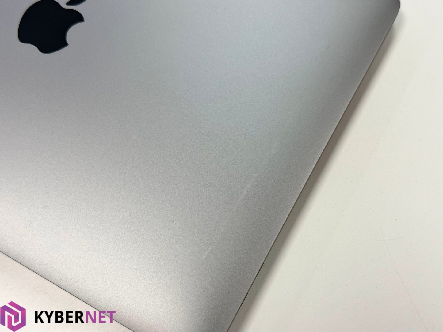 Apple MacBook Pro A2338 13.3" 2022 Laptop, Apple M2, 16GB, 256GB