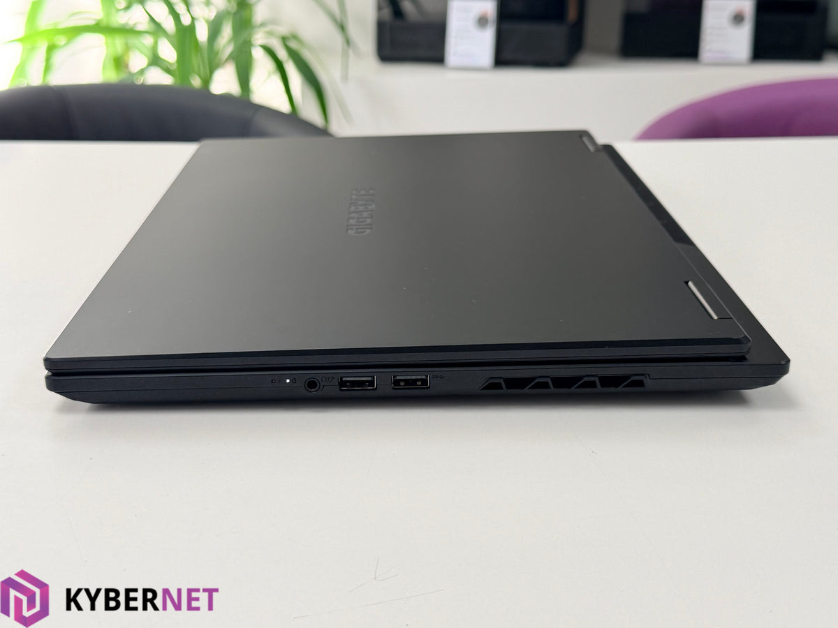 GIGABYTE Gaming A16 16" WUXGA 165Hz Gaming Laptop, Ryzen 7 260, 32GB, 1TB, RTX 5060 8GB