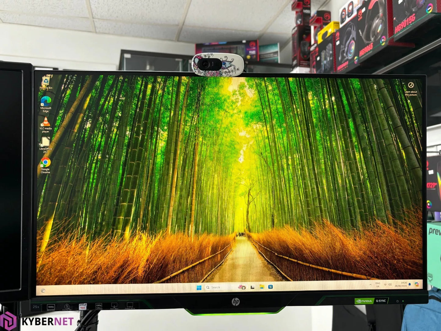 HP ProDesk 600 G3 SFF i7-6700 3.40GHz, 8GB RAM, 256 GB SSD + 640GB HDD, Win 11