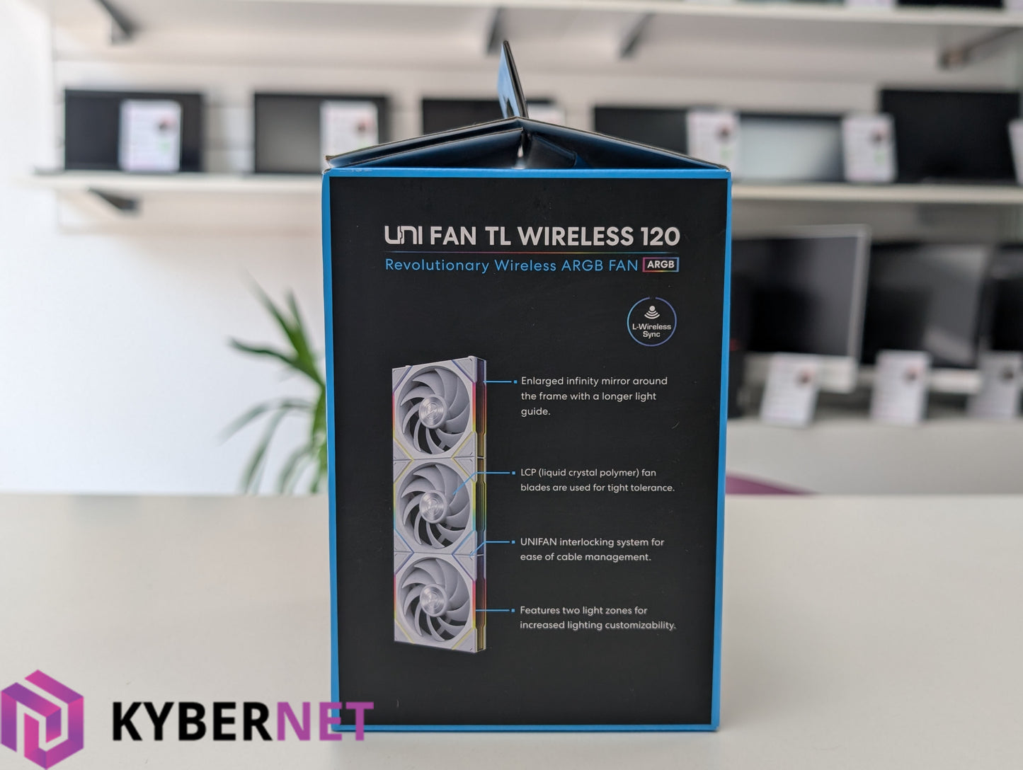 Lian Li Uni Fan TL Wireless 120 RGB Cooling Fan Kit 3x (White) & L-Wireless Sync