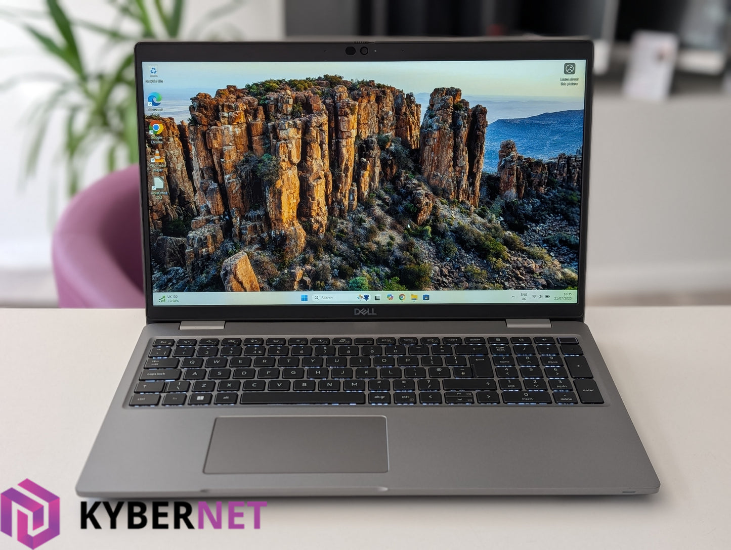 Dell Latitude 5530 15.6" FHD Laptop, i7-1255U 1.70GHz, 16GB, 256GB SSD