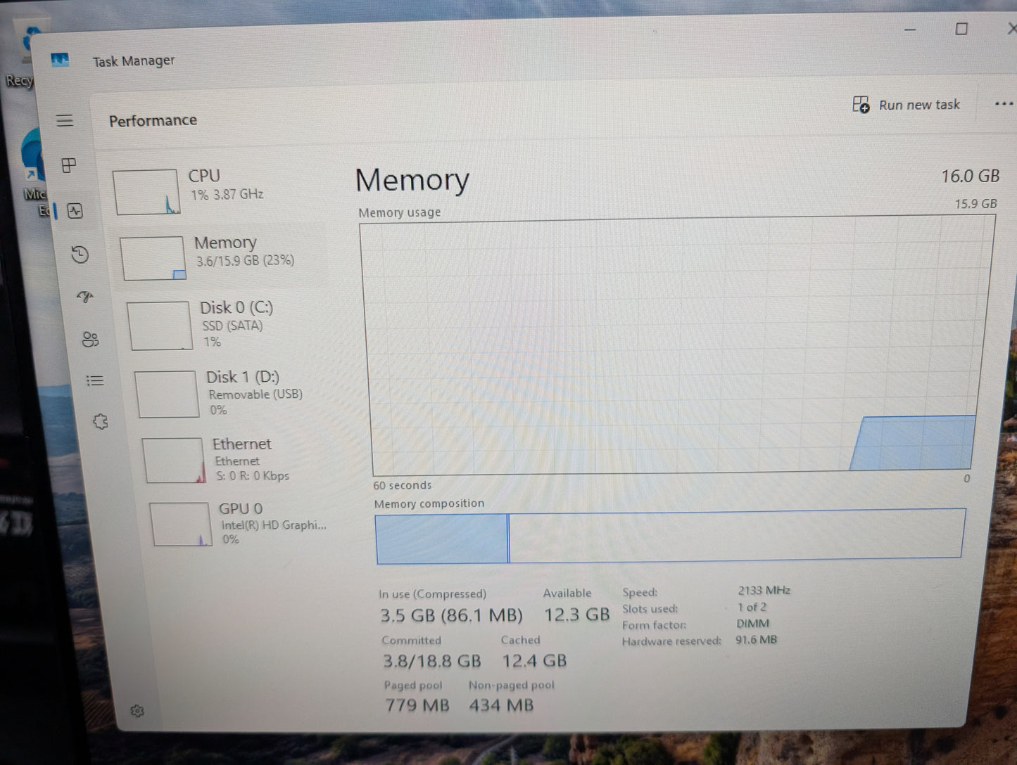 Lenovo ThinkCentre M700 Desktop PC i7-6700 3.40GHz, 16GB RAM, 256 GB SSD