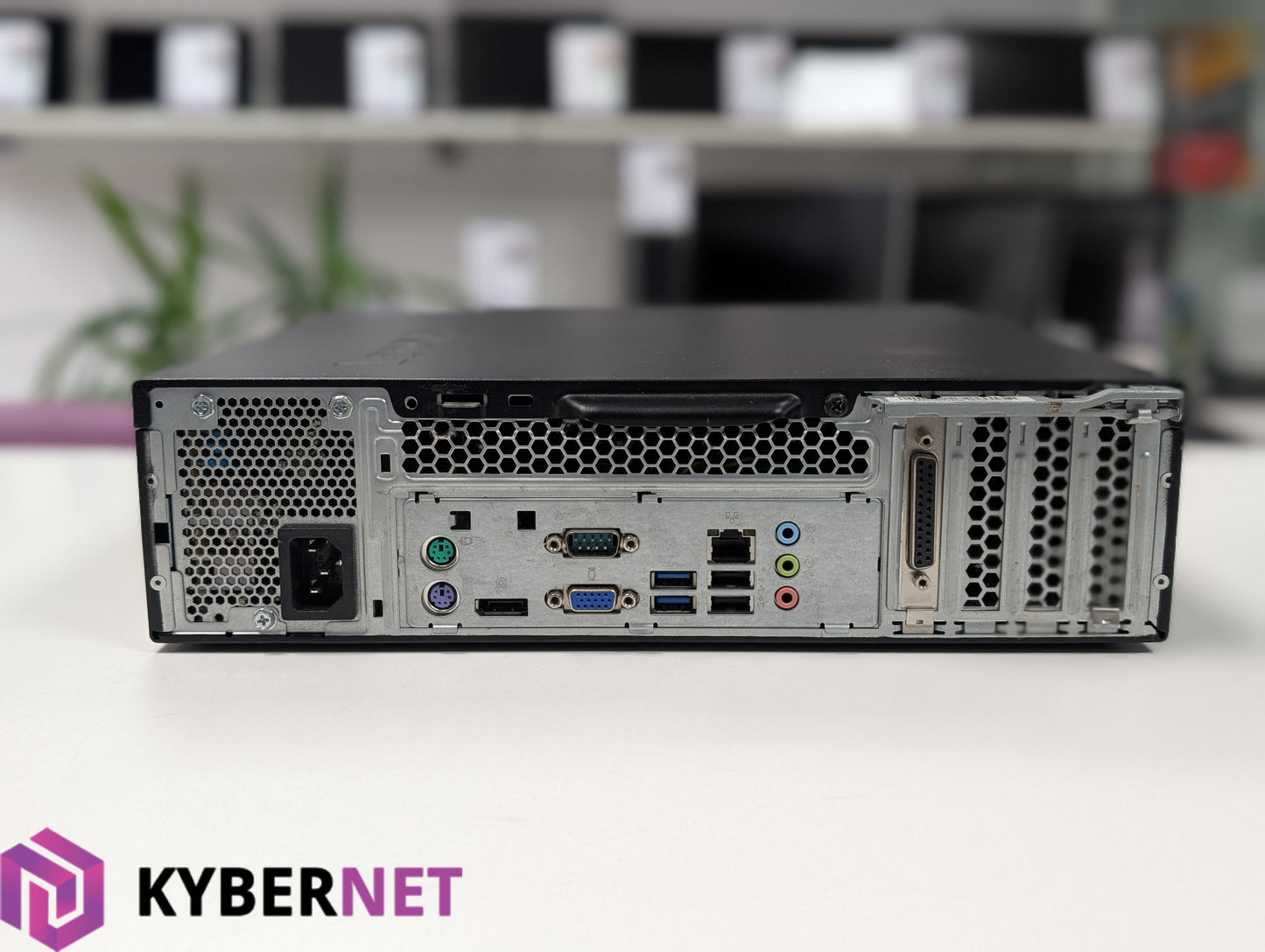 Lenovo ThinkCentre M700 Desktop PC i7-6700 3.40GHz, 16GB RAM, 256 GB SSD