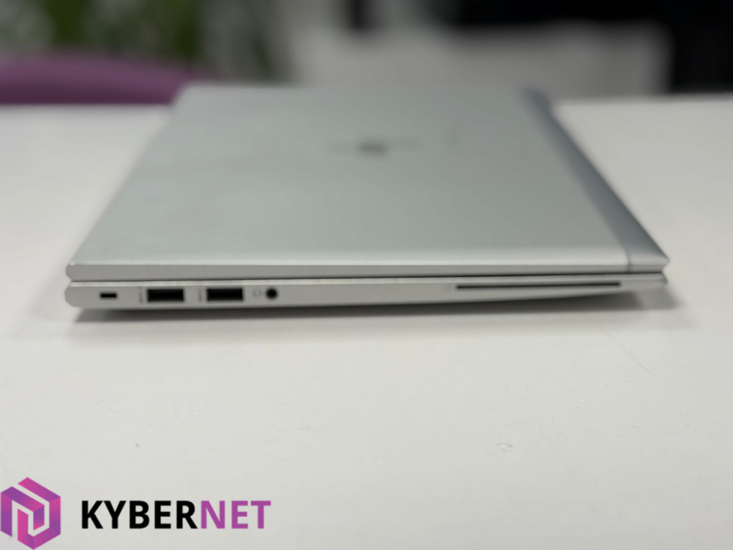 HP EliteBook 830 G8 13.3" FHD Laptop, i7-1165G7 2.80GHz, 32GB, 512GB, Win 11