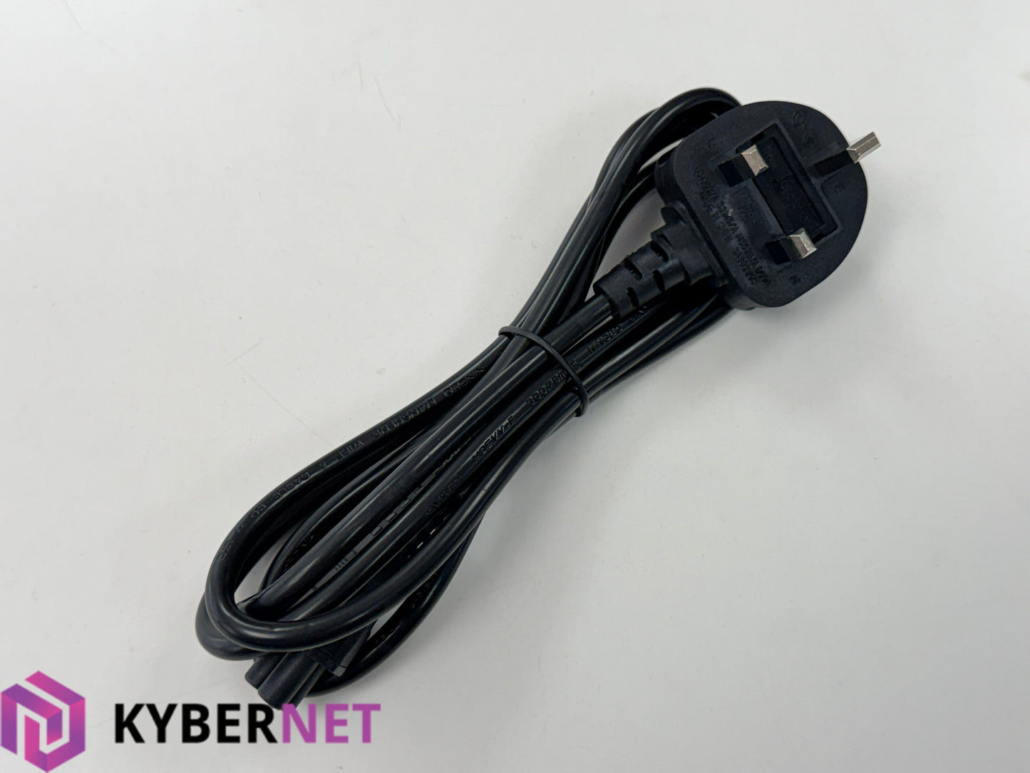 UK 3-Pin Power Lead Mains Cable Plug To IEC C5 (Clover)
