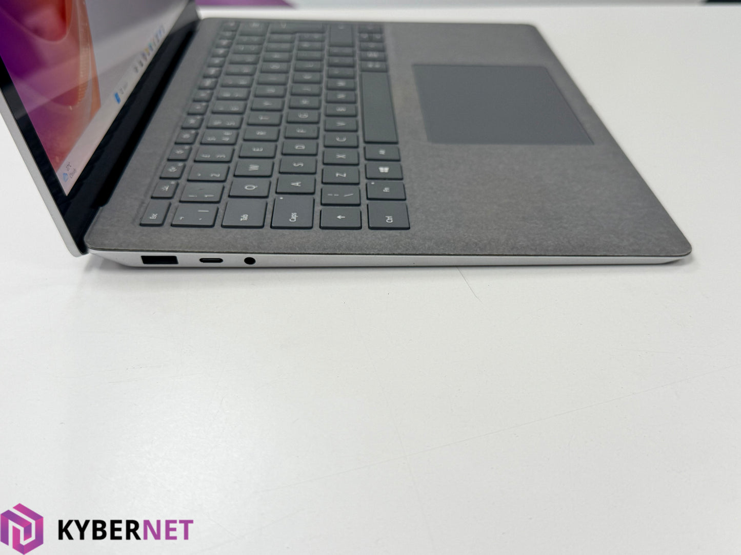 Microsoft Surface Laptop 4 13.5" QHD Touch Laptop, i7-1185G7 3.00GHz, 16GB, 512GB