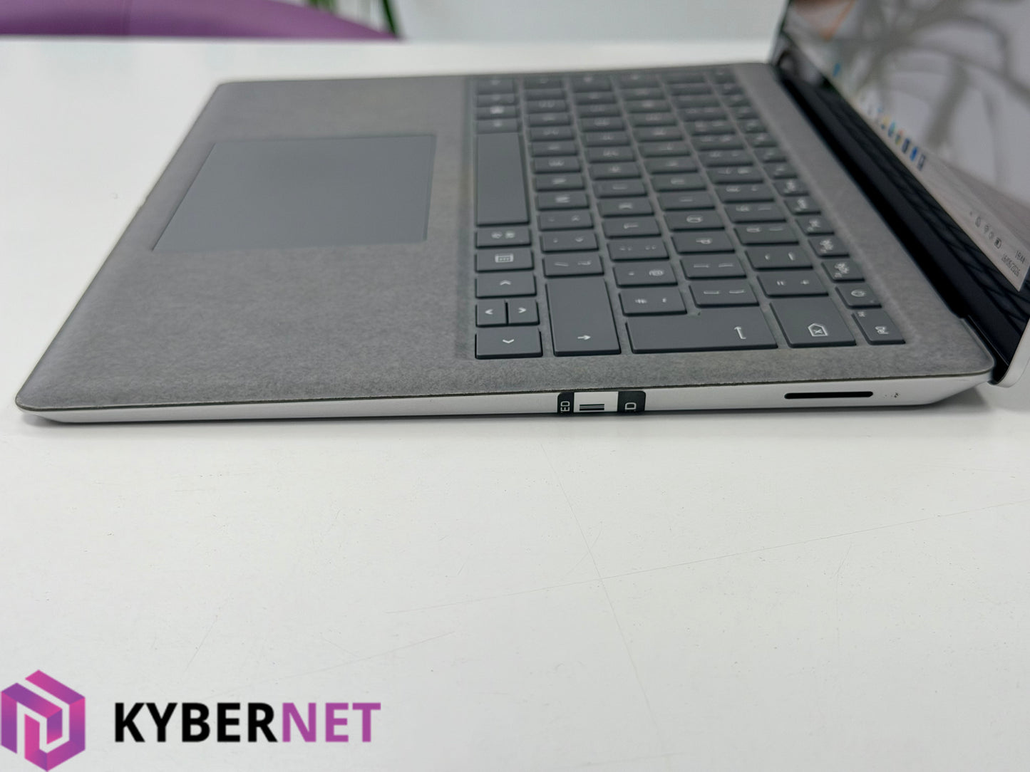 Microsoft Surface Laptop 4 13.5" QHD Touch Laptop, i7-1185G7 3.00GHz, 16GB, 512GB