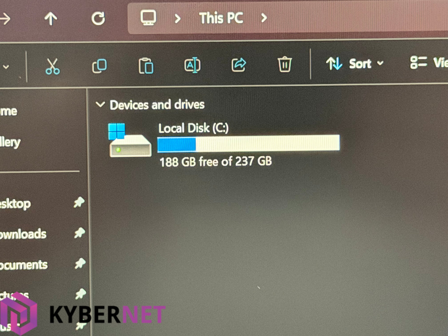 Dell Latitude 3410 14" FHD Laptop, i5-10210U 1.60GHz, 16GB, 256GB