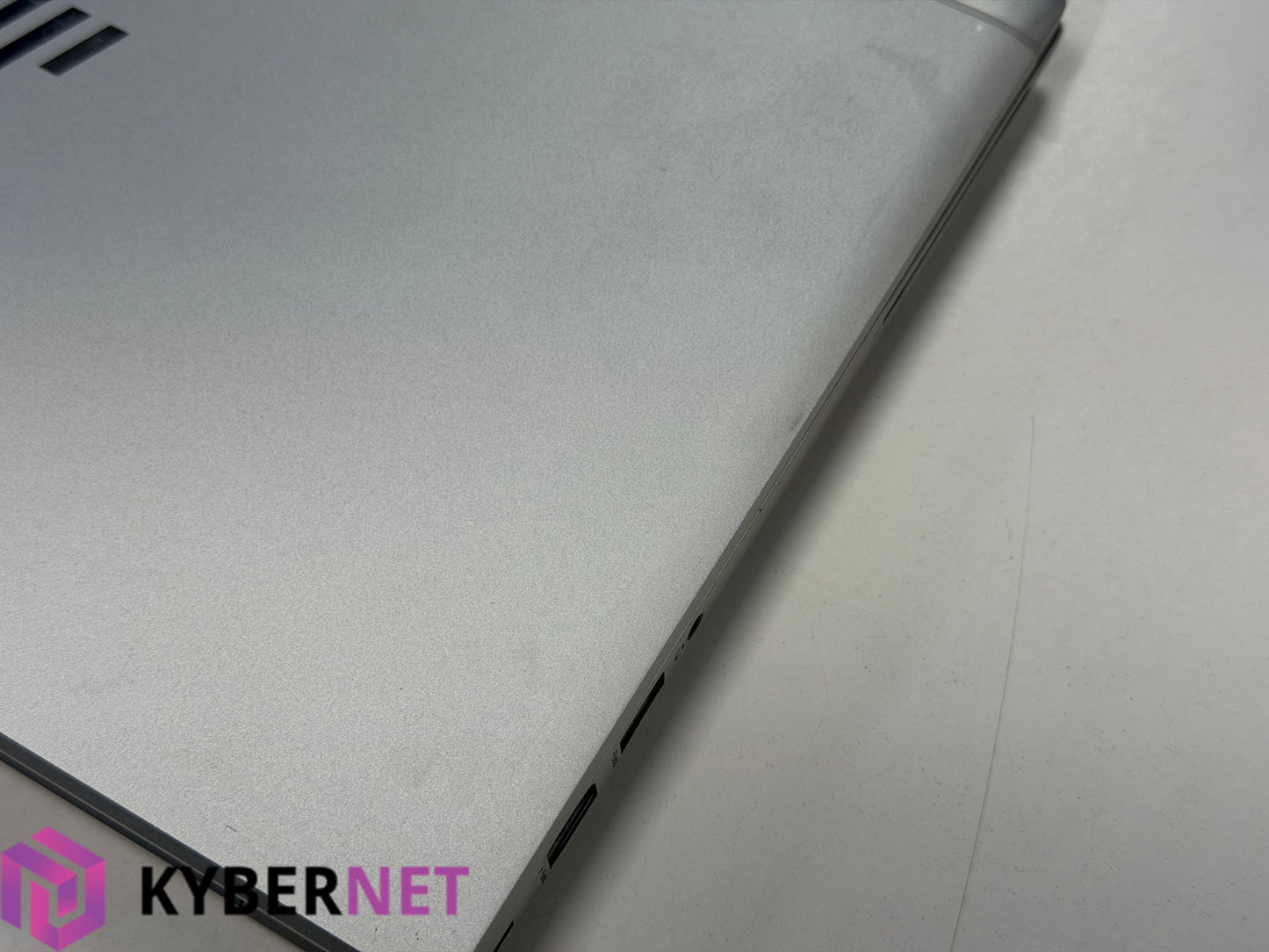 HP EliteBook 830 G8 13.3" FHD Laptop, i5-1135G7 2.40GHz, 16GB, 256GB, Win 11