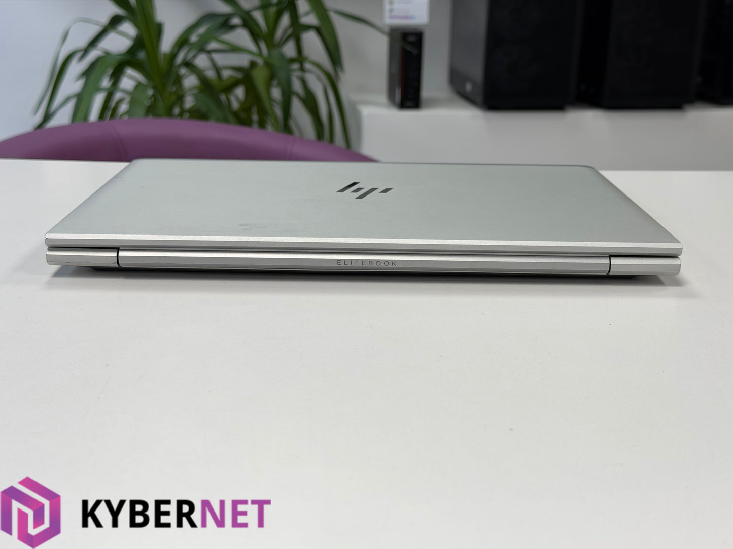 HP EliteBook 830 G8 13.3" FHD Laptop, i5-1135G7 2.40GHz, 16GB, 256GB, Win 11