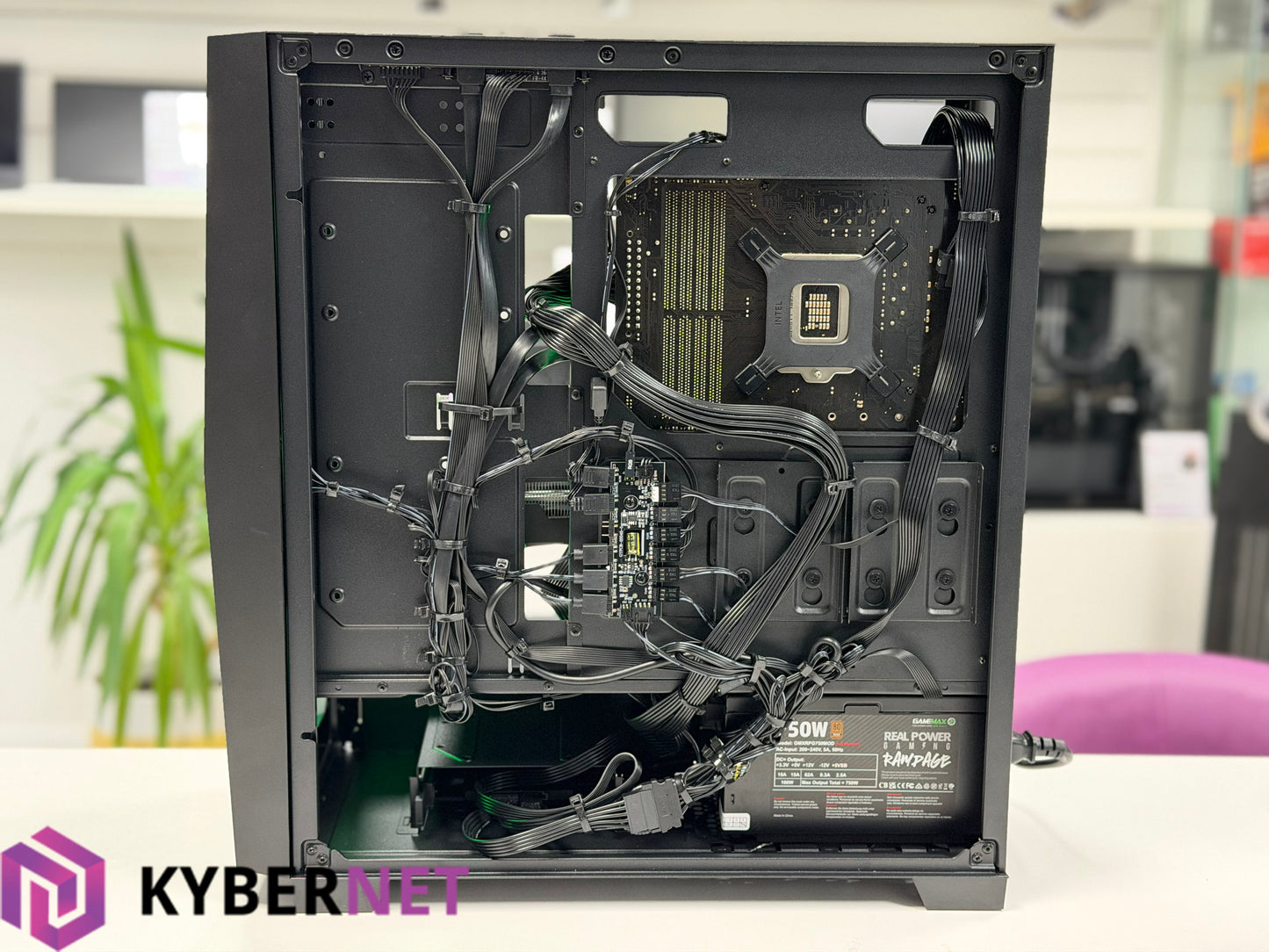 Gaming PC i7-9700 3.00GHz, 32GB, 512GB SSD + 1TB SDD, RTX 3070 8GB