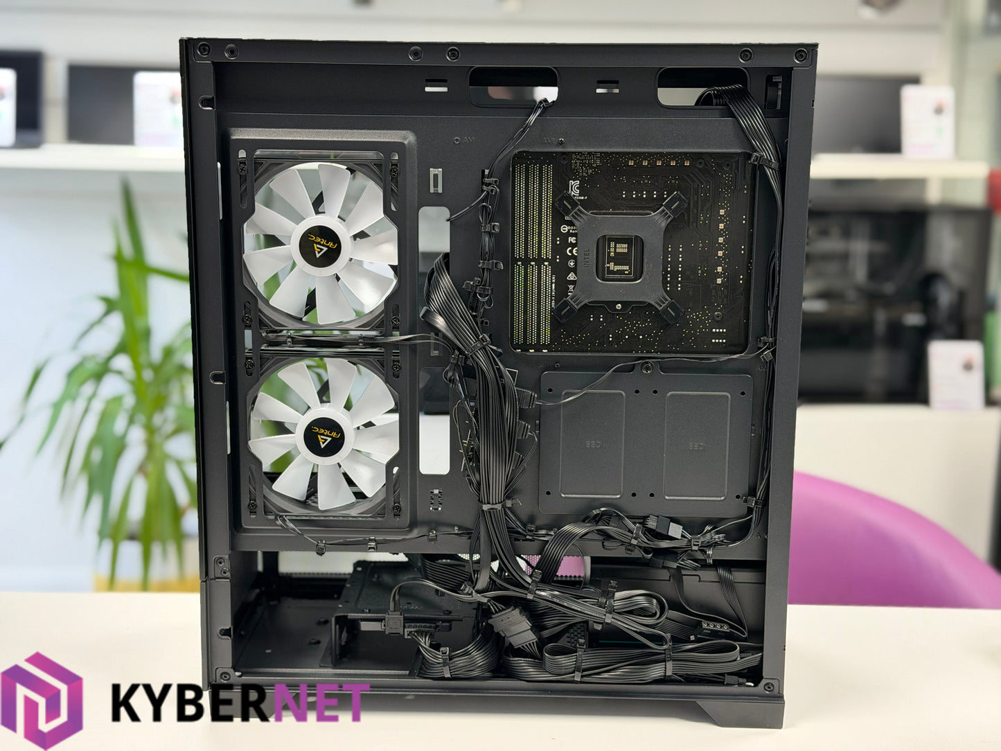 Gaming PC i5-10505 3.20GHz, 32GB, 512GB SSD + 1TB SDD, RX 6600 XT 8GB