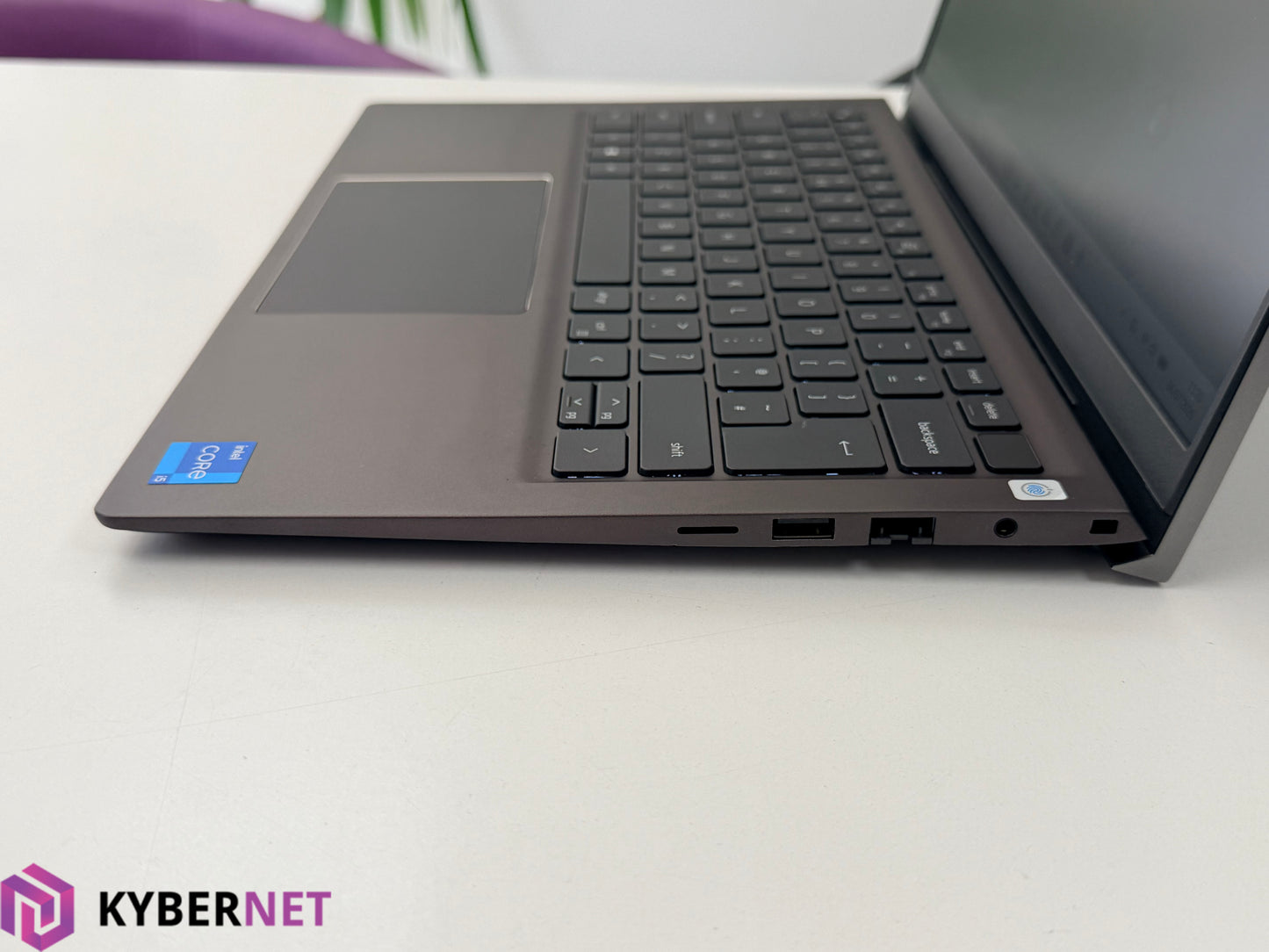 Dell Vostro 14 5410 14" FHD Laptop, i5-11320H 3.20GHz, 16GB, 256GB