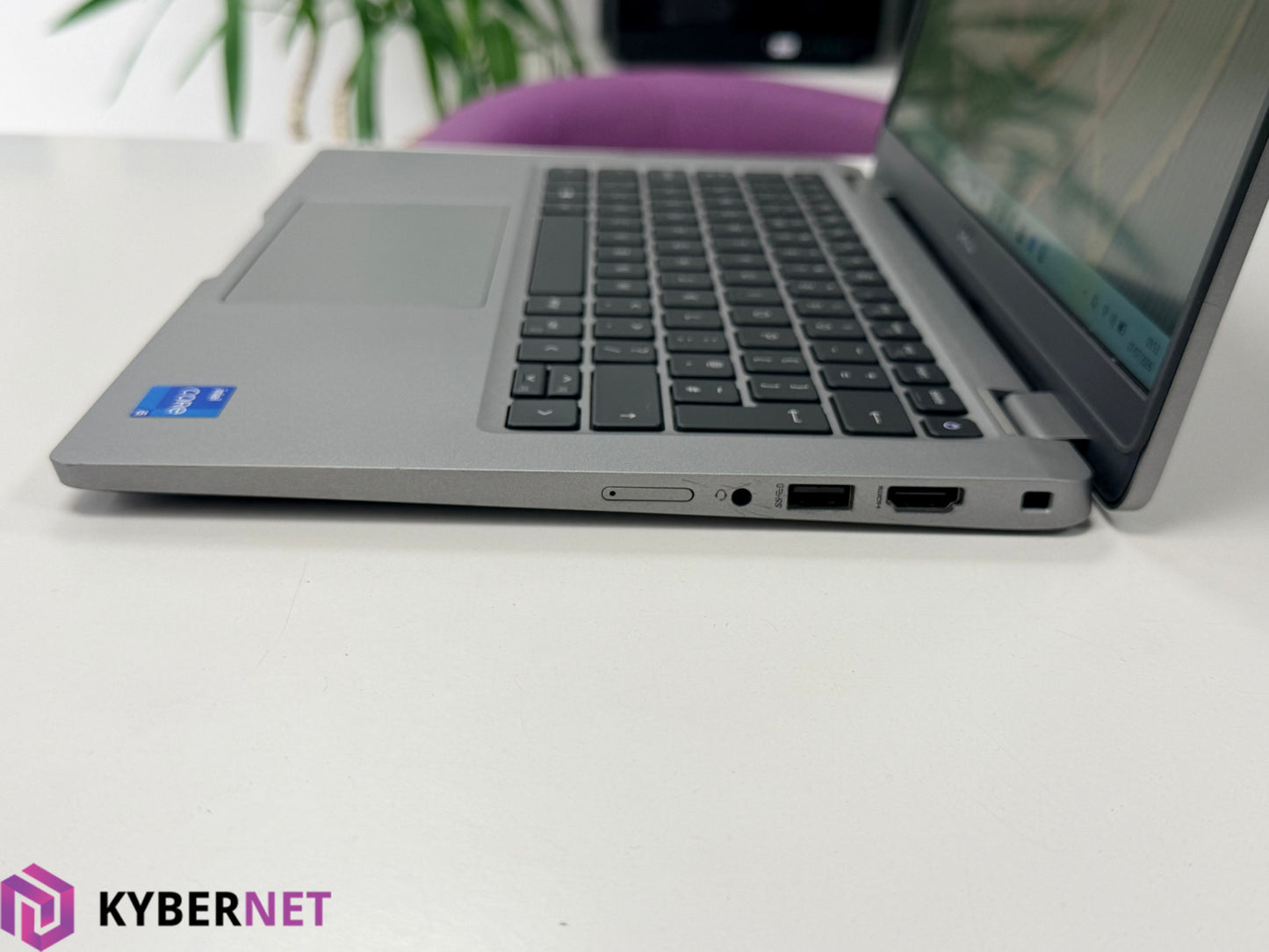 Dell Latitude 5320 13.3" FHD Touchscreen Laptop, i5-1135G7 2.40GHz, 16GB, 256GB, Win 11