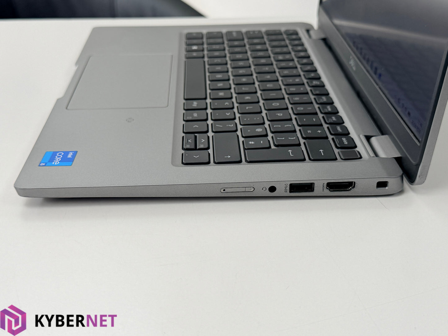 Dell Latitude 5320 13.3" FHD Touchscreen Laptop, i5-1135G7 2.40GHz, 16GB, 256GB, Win 11