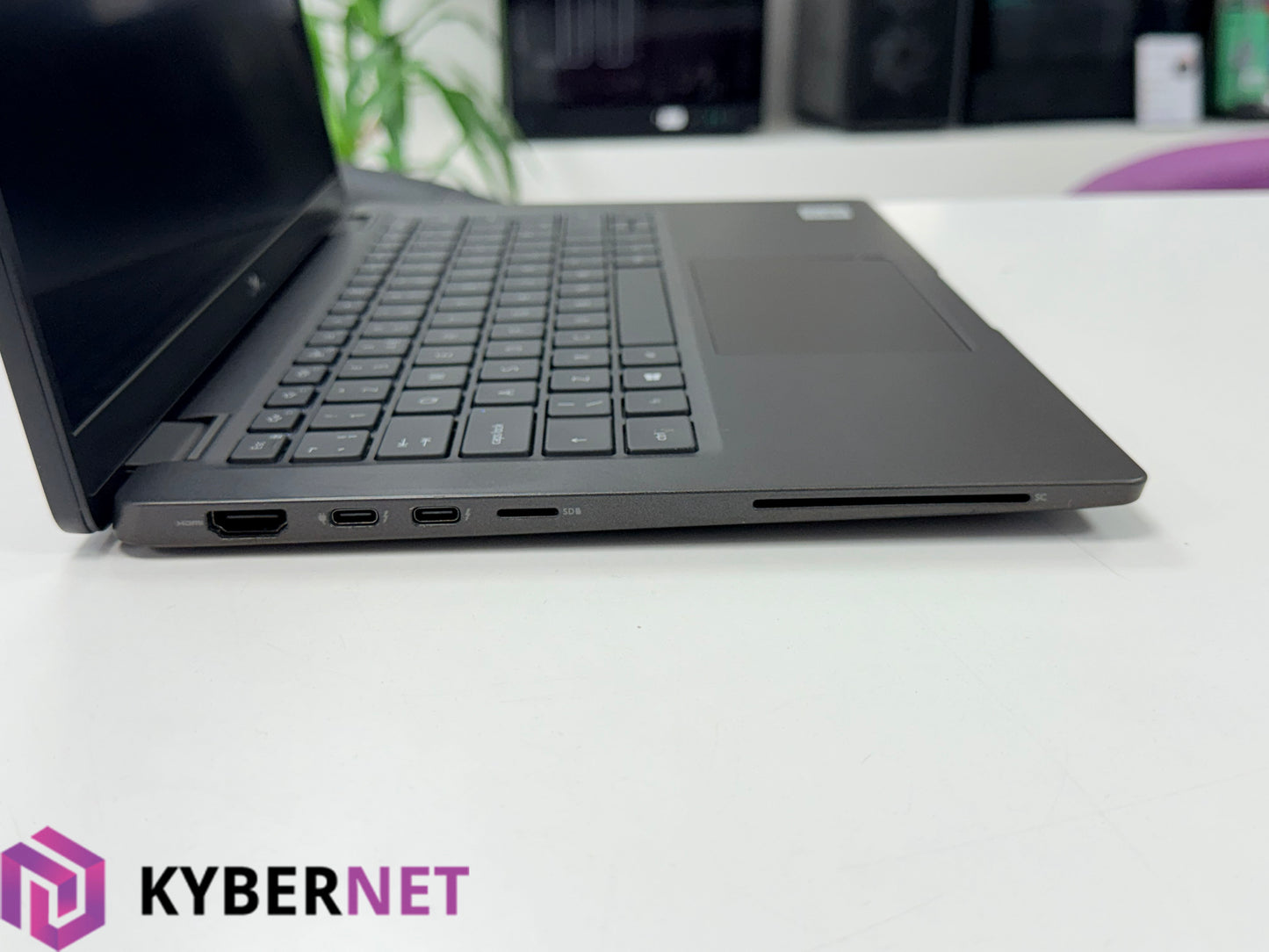 Dell Latitude 7410 14" FHD Laptop, i7-10610U 1.80GHz, 16GB, 256GB, Win 11