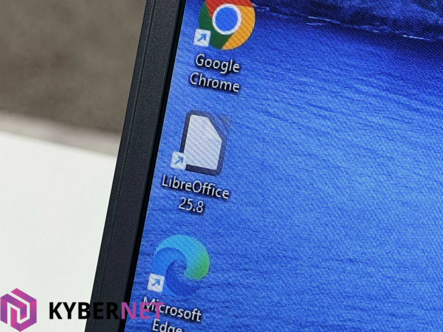 Dell Latitude 3510 15.6" HD Laptop, i5-10210U 1.60GHz, 16GB, 512GB