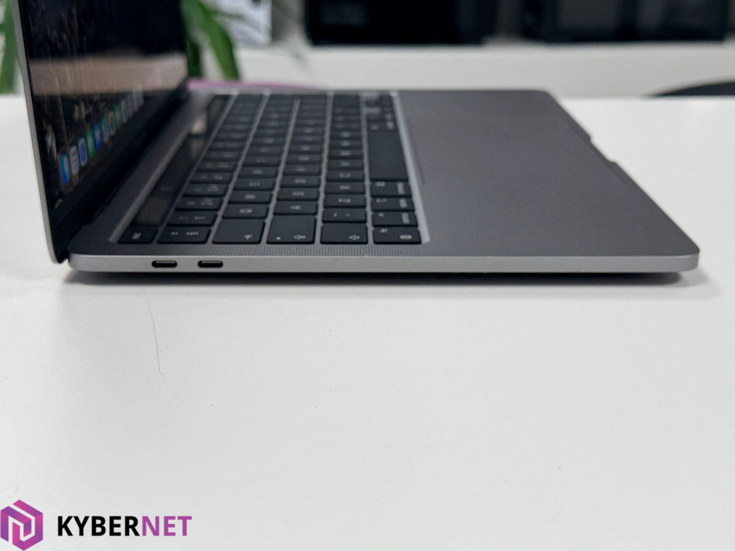 Apple MacBook Pro A2338 13.3" 2022 Laptop, Apple M2, 16GB, 256GB