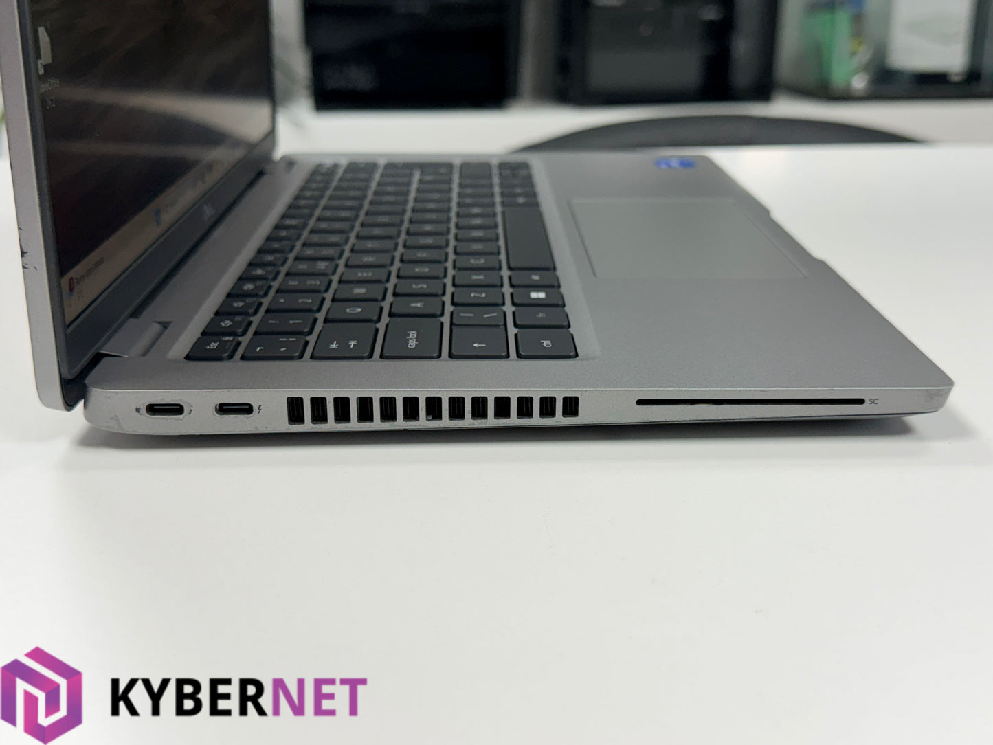 Dell Latitude 5420 14" FHD Laptop, i5-1135G7 2.40GHz, 16GB, 256GB
