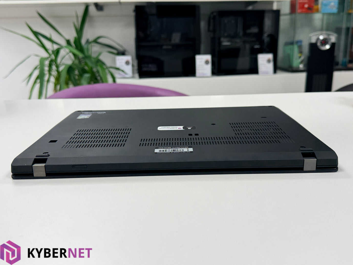 Lenovo ThinkPad T14 Gen 2 14" FHD Laptop, i5-1135G7 2.40GHz, 16GB, 256GB