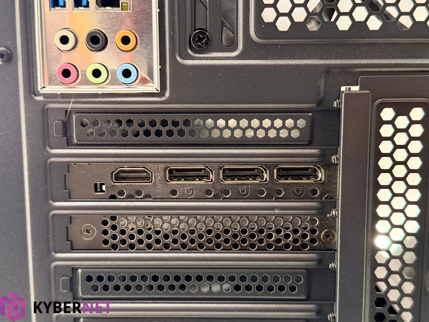 Gaming PC i7-9700K 3.60GHz, 32GB, 512GB SSD + 1TB SSD, RTX 3070 8GB