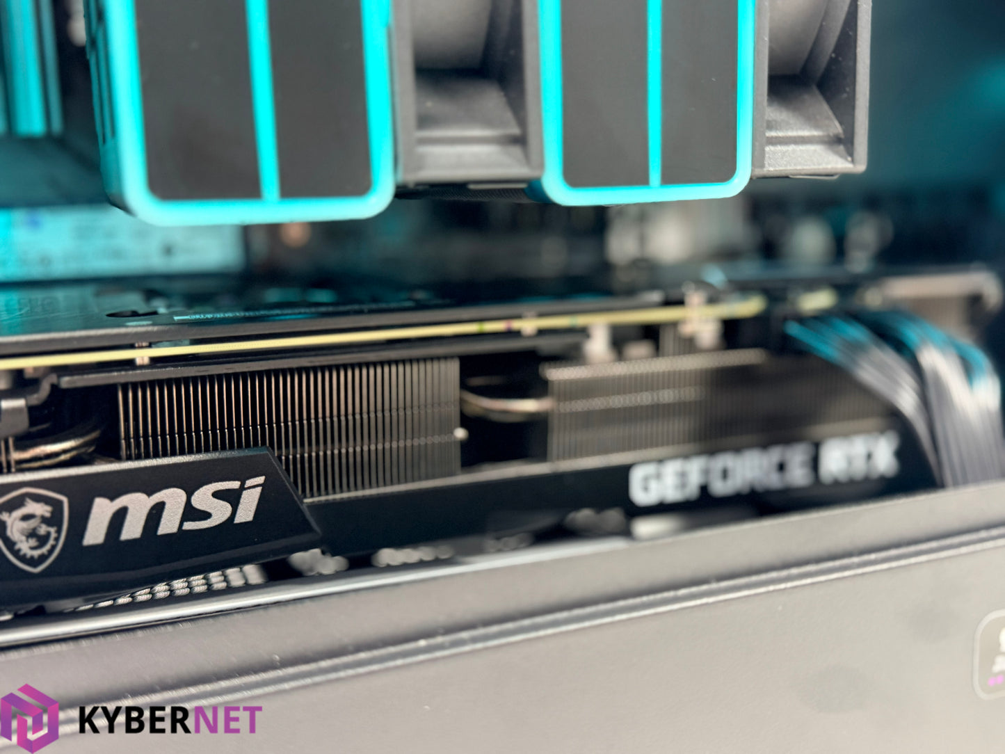 Gaming PC Ryzen 5 5600X 3.70GHz, 32GB, 512GB SSD + 1TB SSD, RTX 3080 10GB