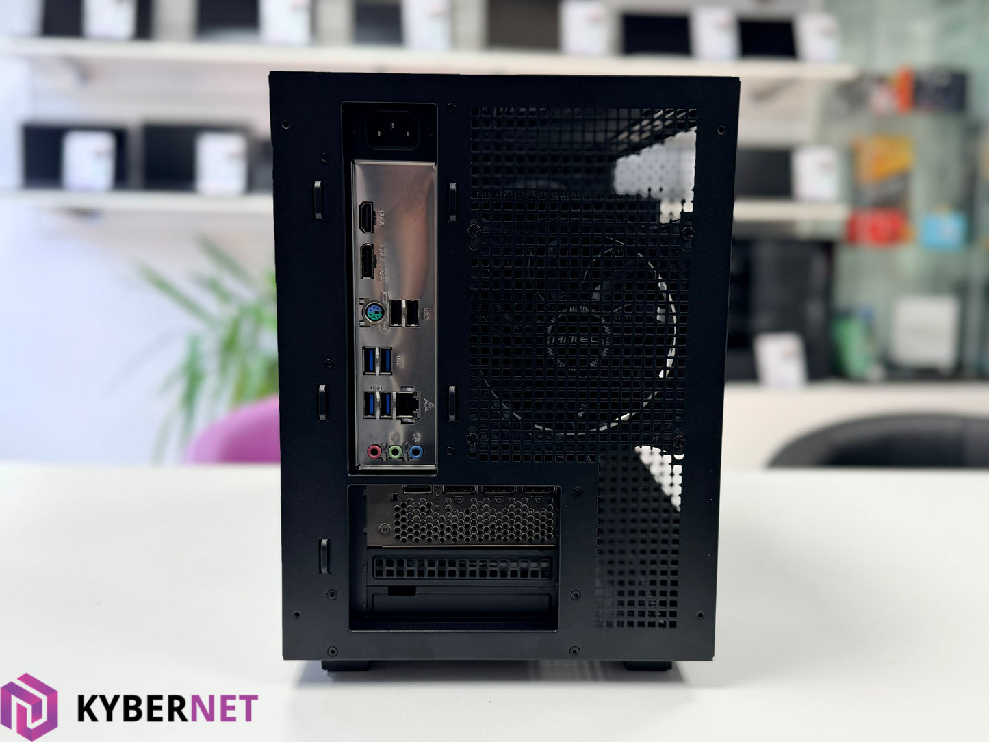 Gaming PC Ryzen 5 5600X 3.70GHz, 32GB, 512GB SSD + 1TB SSD, RTX 3080 10GB