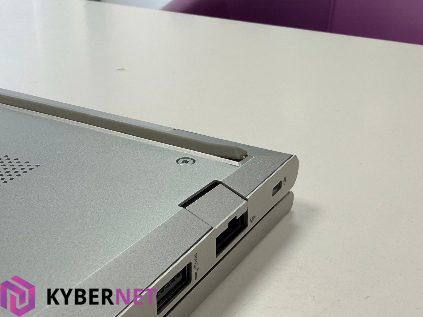 HP ProBook 440 G8 14" FHD Laptop, i5-1135G7 2.40GHz, 16GB, 256GB