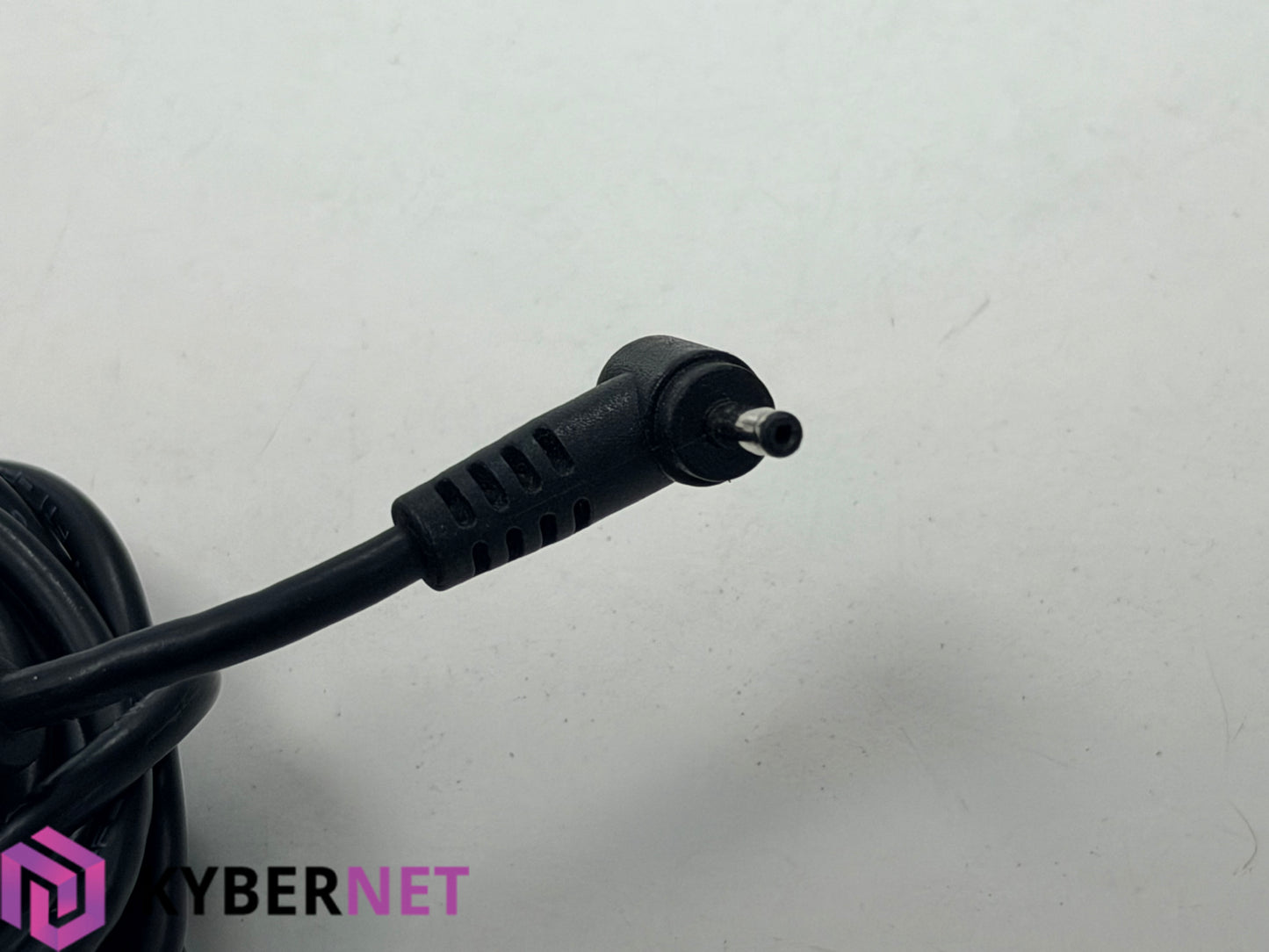Genuine ASUS 40W Thin Round Barrel Laptop Charger